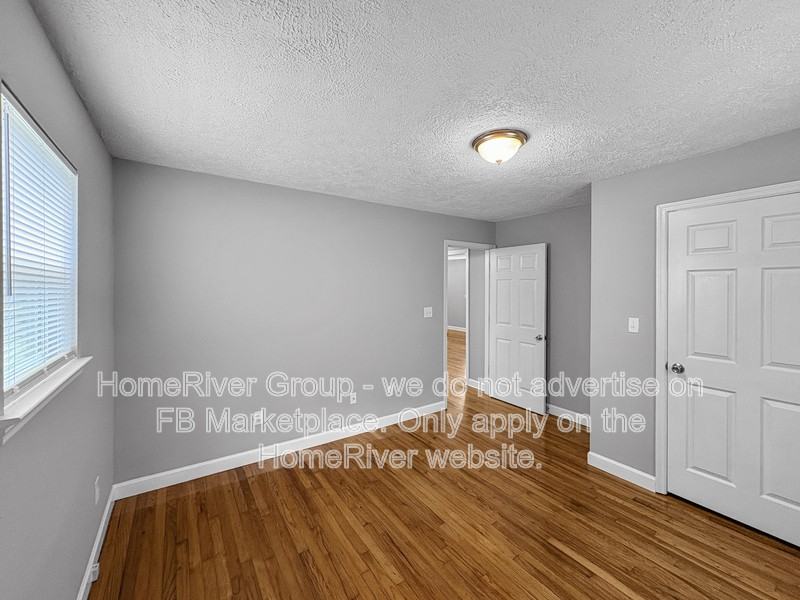 108 Beech St - Photo 7 of 21
