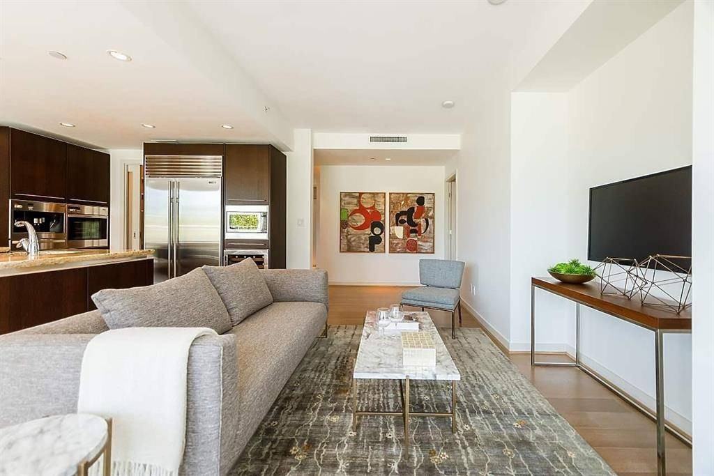 1169 West Cordova Street #90X - Photo 4 of 12