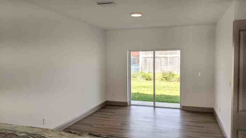 733 Lucaya Dr #B - Photo 3 of 11