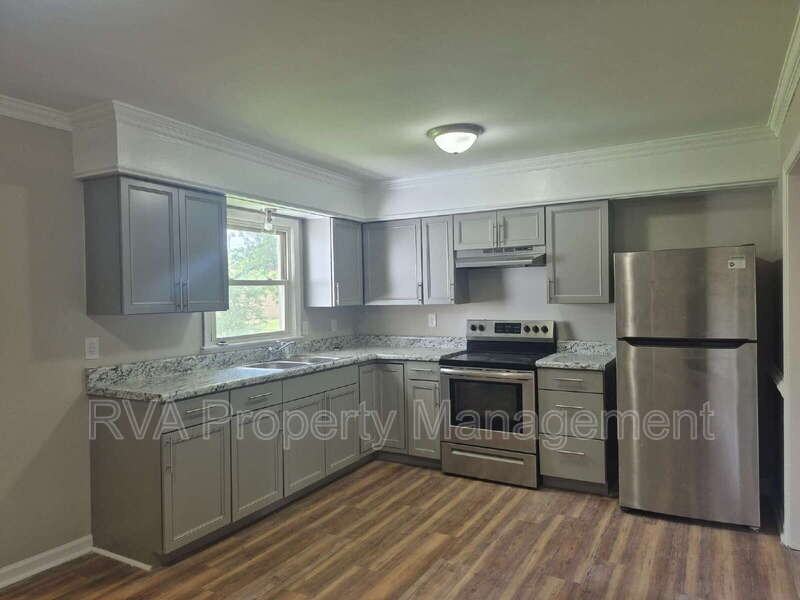 507 S 18th Ave - Photo 3 of 9