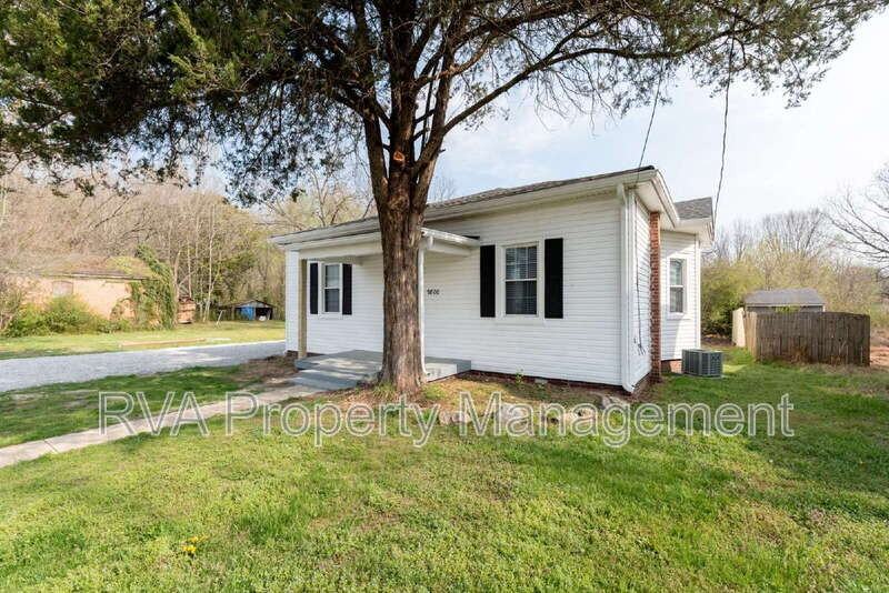 9800 Golf Course Dr