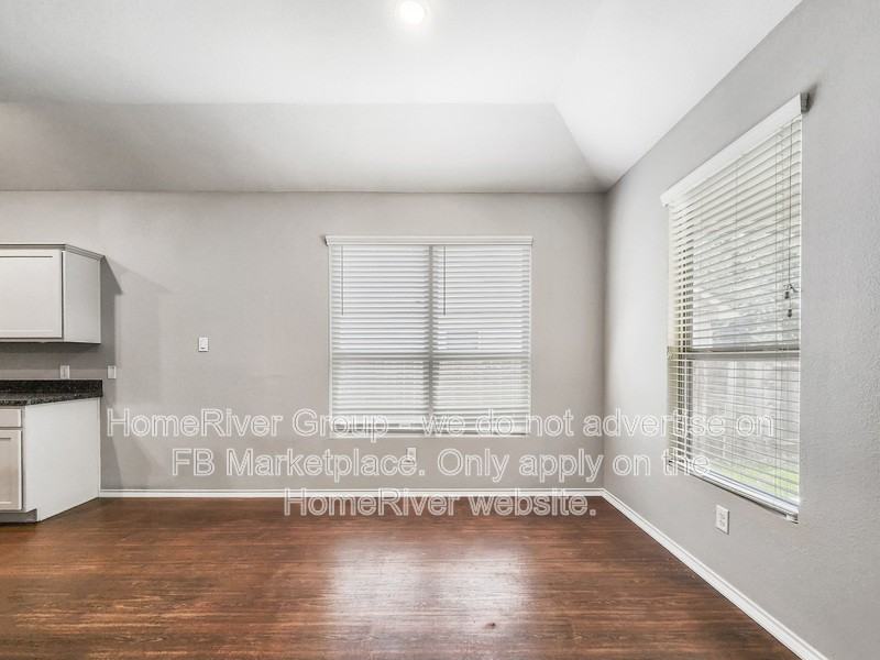11427 Ryan Ct - Photo 7 of 24