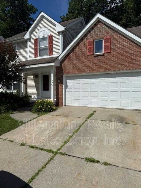 1106 Oak Valley Dr - Photo 2 of 18