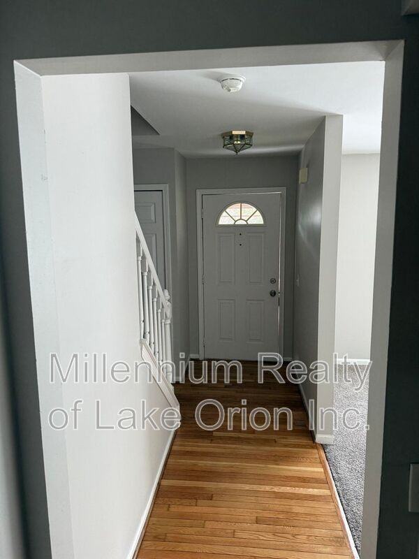1106 Oak Valley Dr - Photo 6 of 18