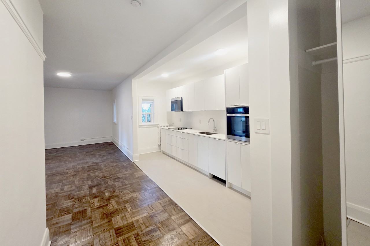 11 Wellesley Street East #508 - Photo 7 of 20