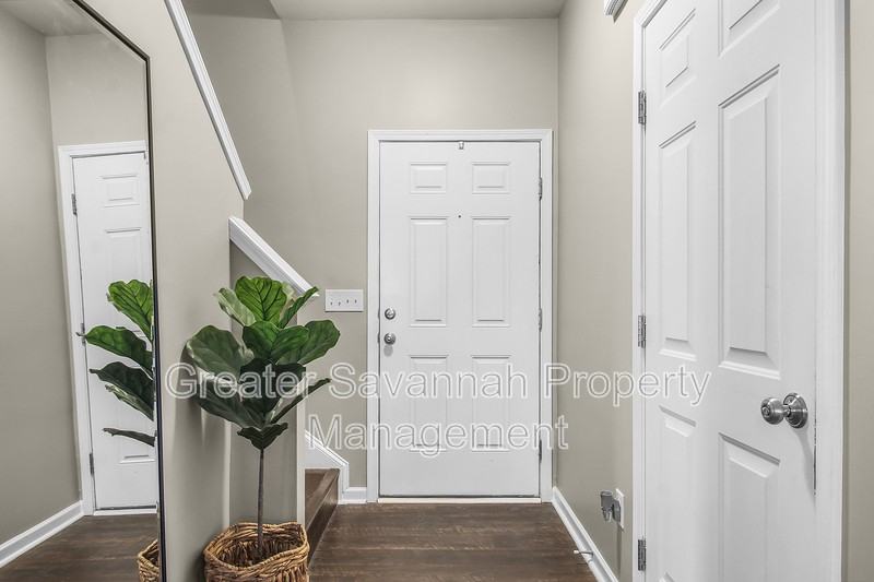 153 Hamilton Grove Dr - Photo 5 of 49