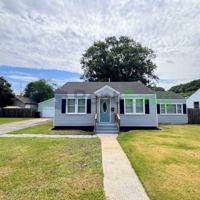 featured image of 4113 4th St