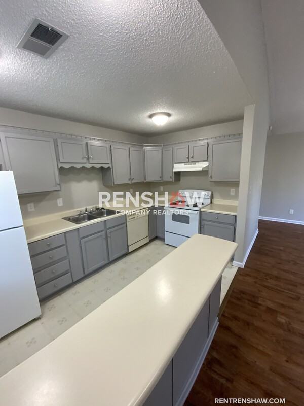 642 Gibson Rd - Photo 3 of 10