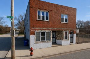 featured image of 2191 Jefferson St Apt 1st