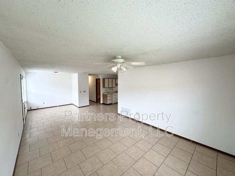 1659 N Dawn Dr - Photo 3 of 11