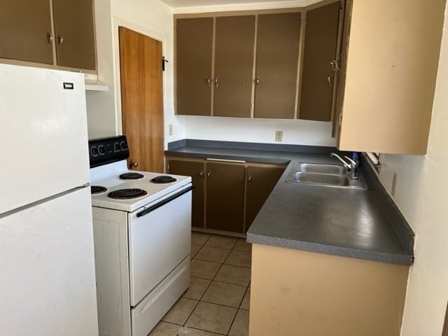 438 South Kimball Street - Photo 4 of 7
