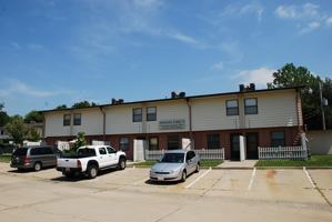 featured image of 440 Santa Fe Dr
