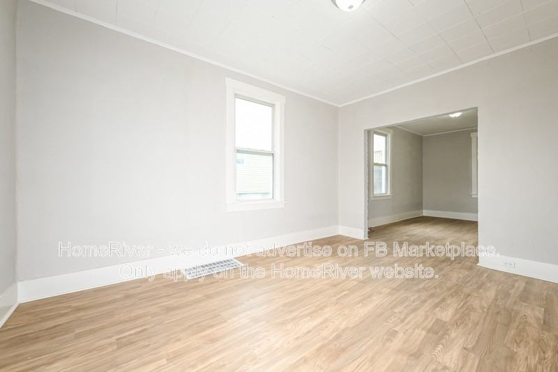 1170 Ridge Ave - Photo 6 of 20