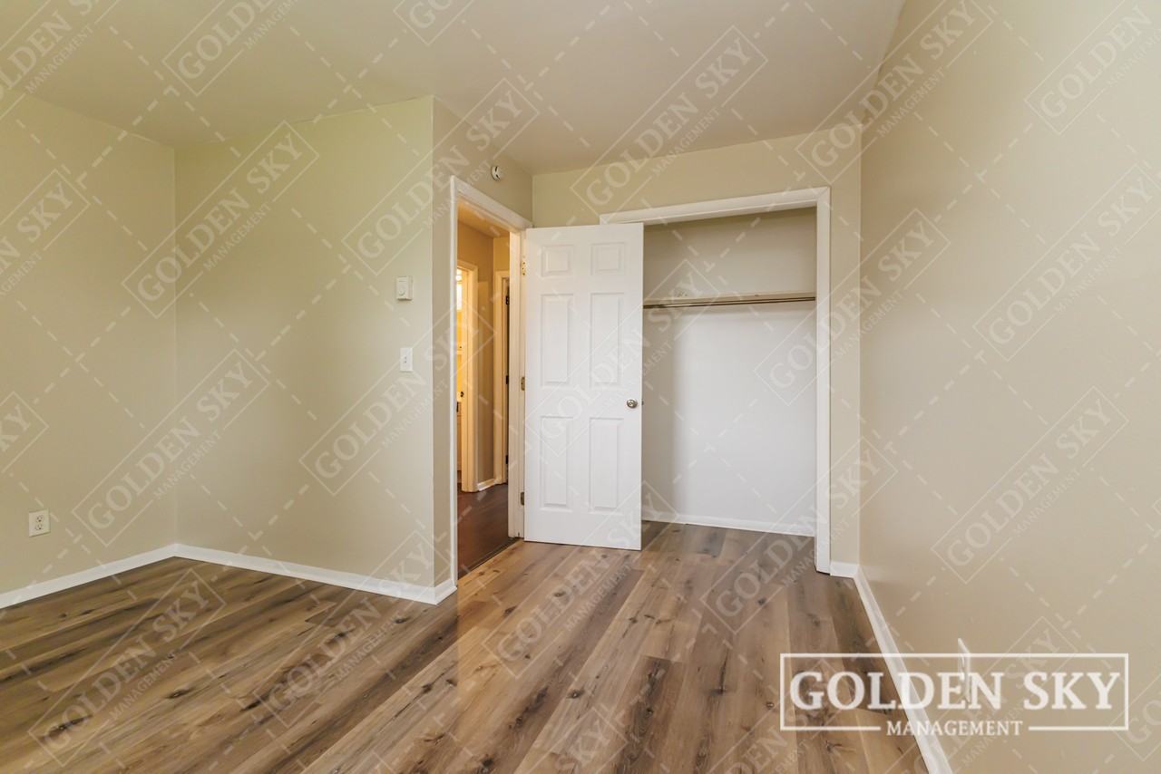 110 South Keystone Circle - Photo 5 of 10