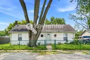 1027 E Fourth St - Photo 1 of 1