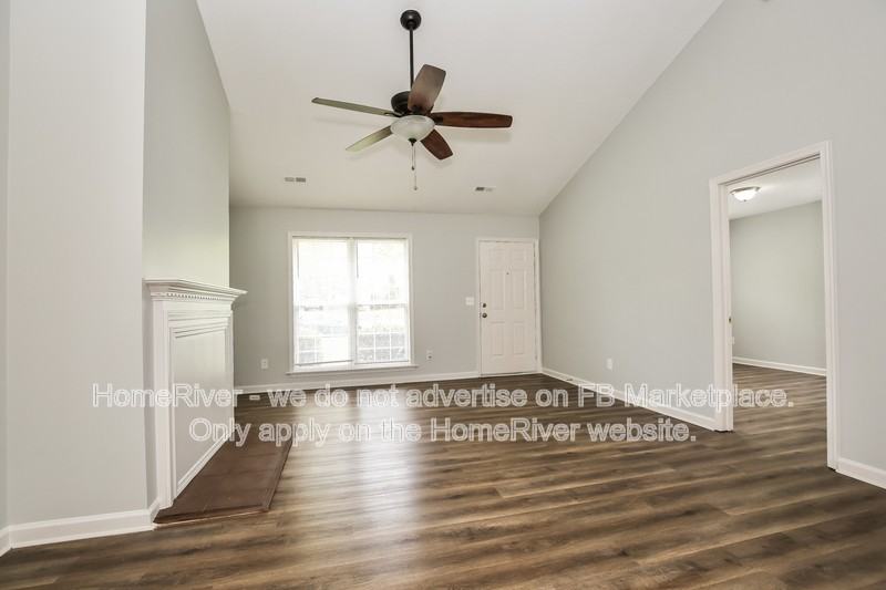 4606 Meadowcroft Rd - Photo 4 of 19