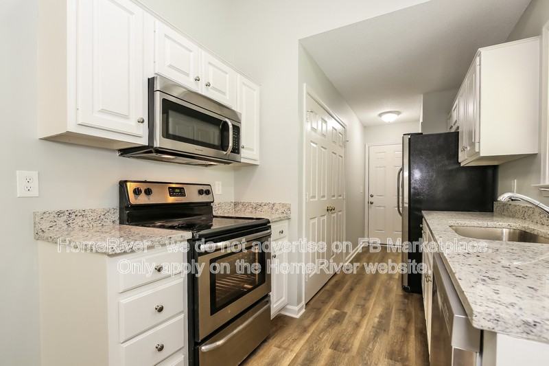 4606 Meadowcroft Rd - Photo 7 of 19