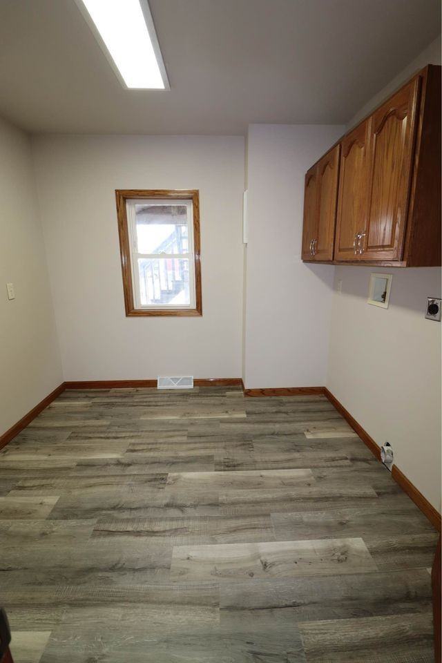 634 East Oshkosh Street - Photo 4 of 12
