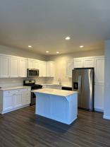 944 Ne Paula Dr - Photo 1 of 1