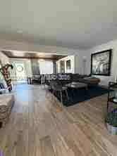 1531 Northeast 15th Avenue - Photo 4 of 9