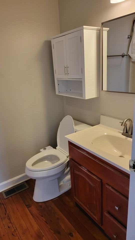 112 Steele St #1 - Photo 6 of 8