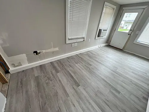 2120 West 4th Street - Photo 5 of 5