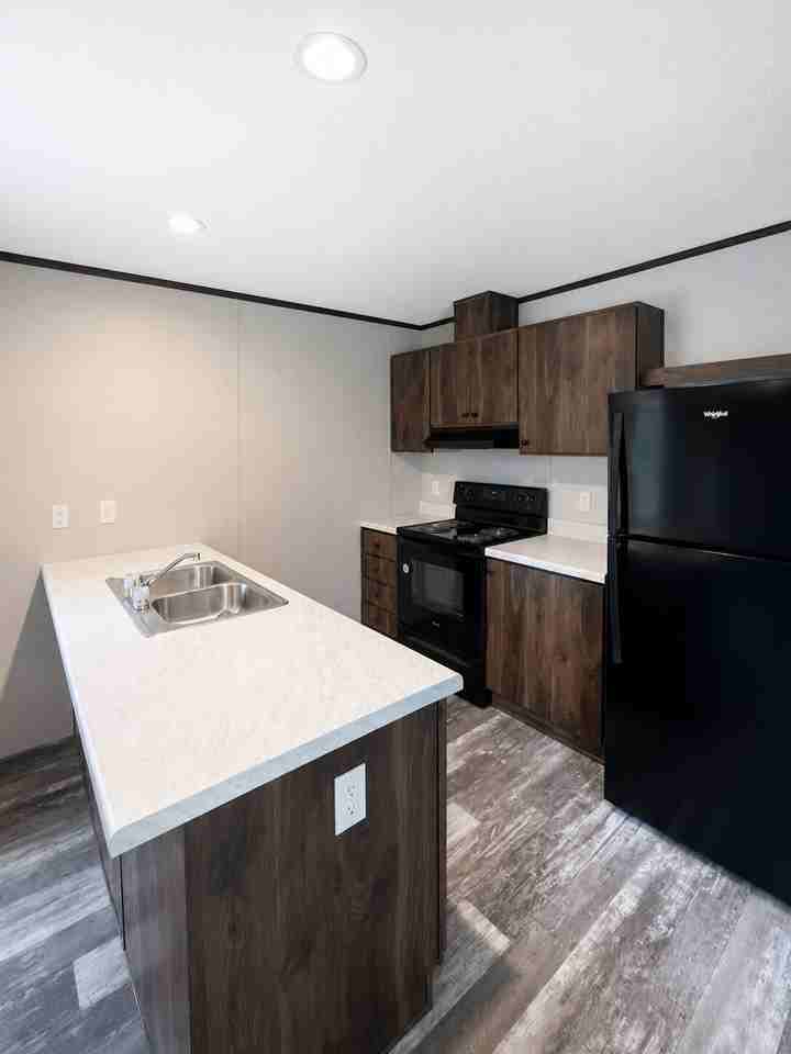 1114 Short Street - Photo 3 of 14