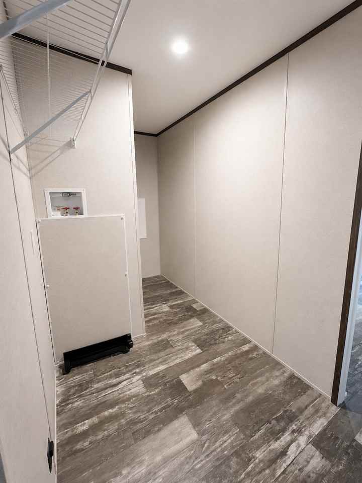 1114 Short Street - Photo 4 of 14