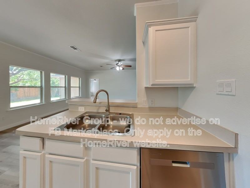 10416 Aransas Dr - Photo 6 of 18
