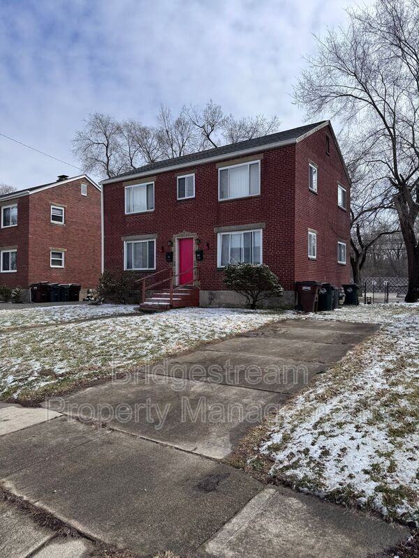 506 Middle St #B - Photo 7 of 12