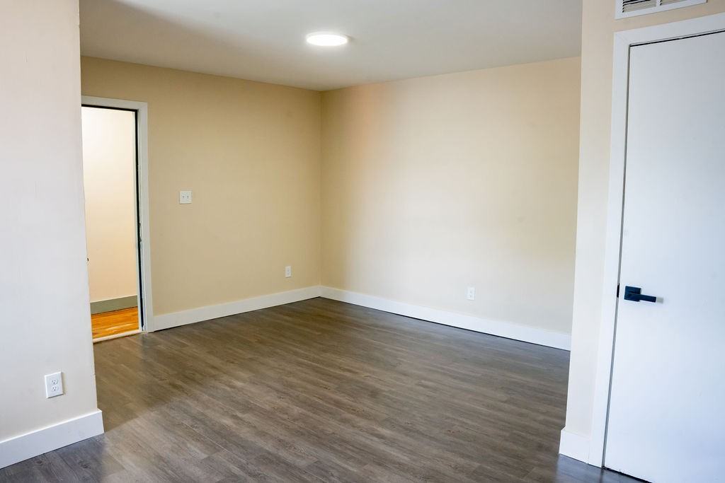 973-975 Mount Vernon Avenue - Photo 5 of 16