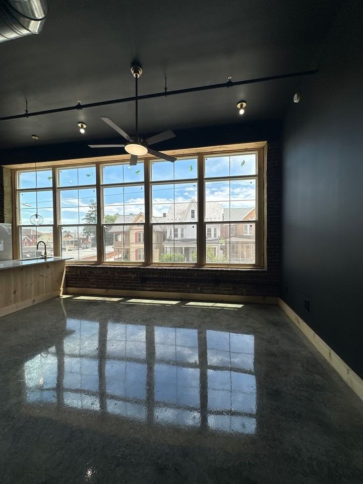 21 W Broadway #209 - Photo 3 of 6