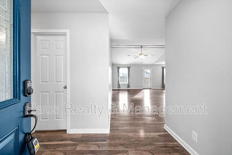 935 Hugh Hunter Rd - Photo 4 of 27