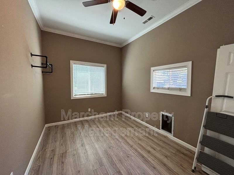 102 S 8th St - Photo 6 of 13
