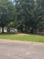 142 Lancelot Cir - Photo 1 of 1