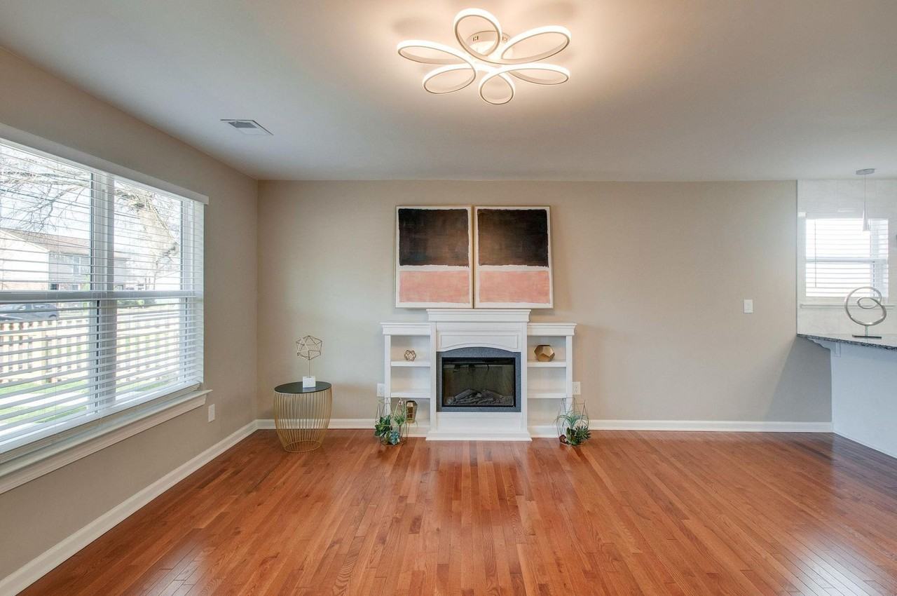1618 14th Ave N - Photo 2 of 7