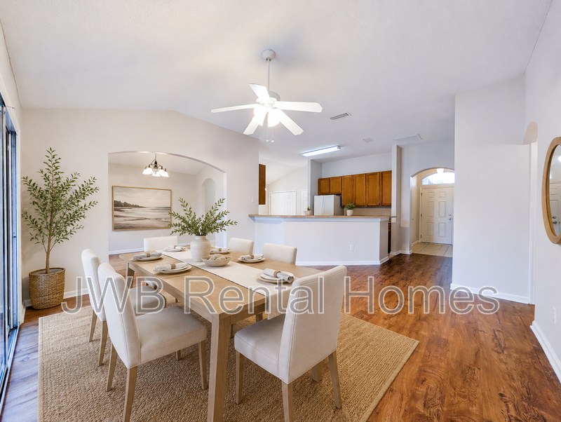 893 Oak Arbor Cir - Photo 6 of 32