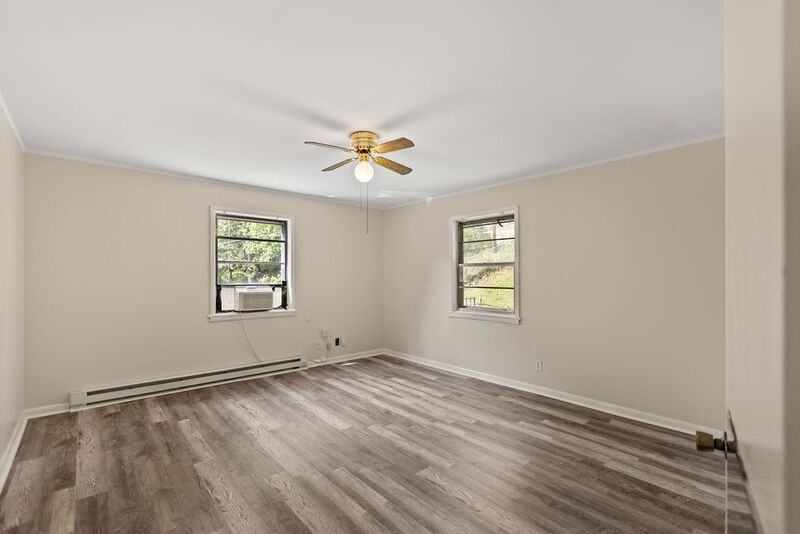 5808 Fountain Rd - Photo 7 of 10