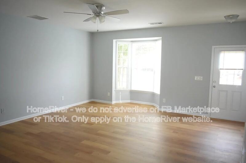 913 Prestwyck Ct - Photo 4 of 14