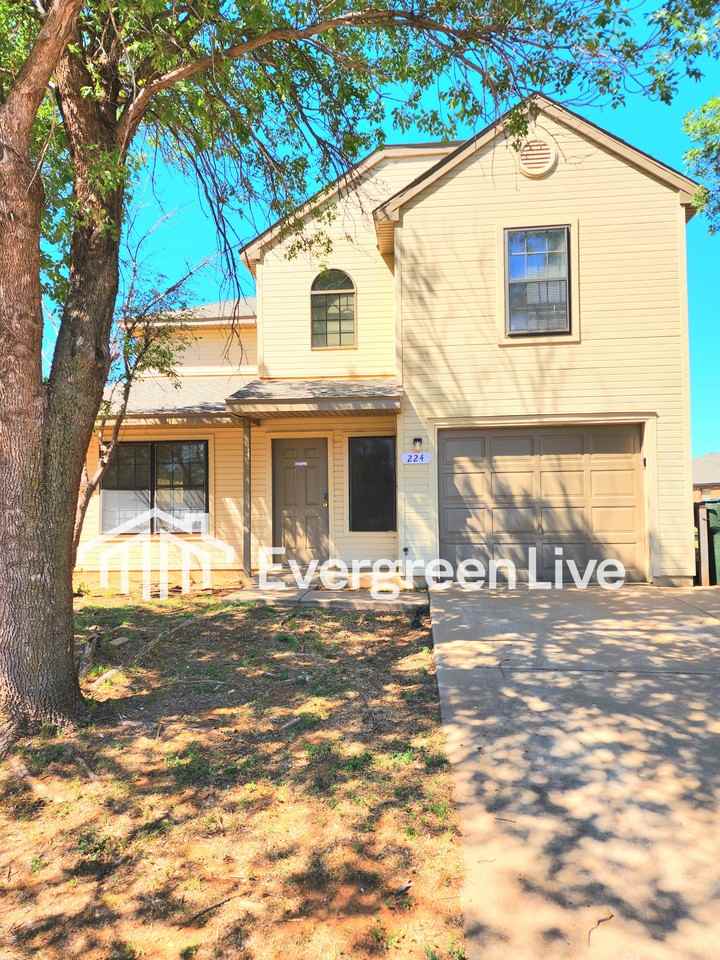 224 Raven Dr
