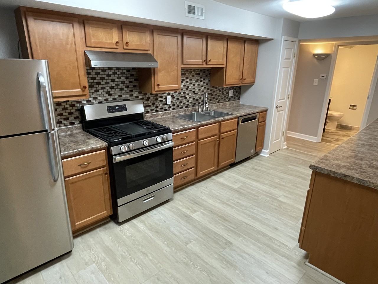 14443 Bantry Ln - Photo 5 of 18
