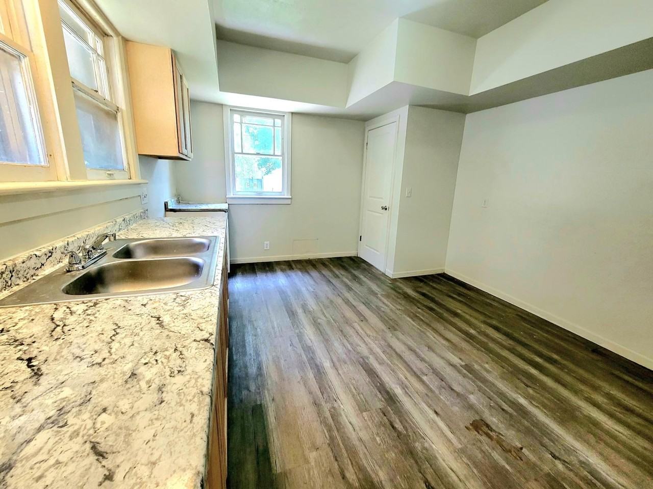 1700 W Smith St #SFH - Photo 4 of 11