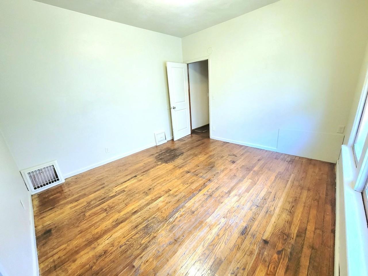 1700 W Smith St #SFH - Photo 6 of 11