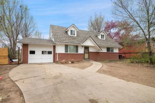 1070 S Coffman St - Photo 1 of 1