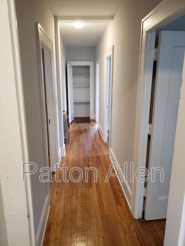 116 E Chestnut St #25 - Photo 5 of 13