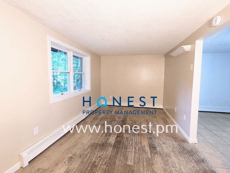 1074 Hallowell Rd - Photo 3 of 22