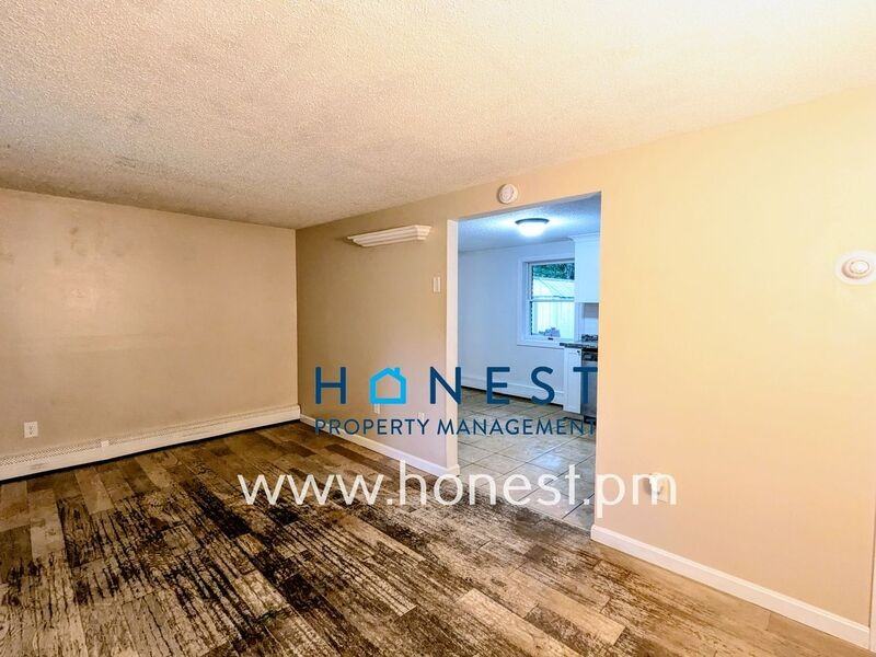 1074 Hallowell Rd - Photo 4 of 22