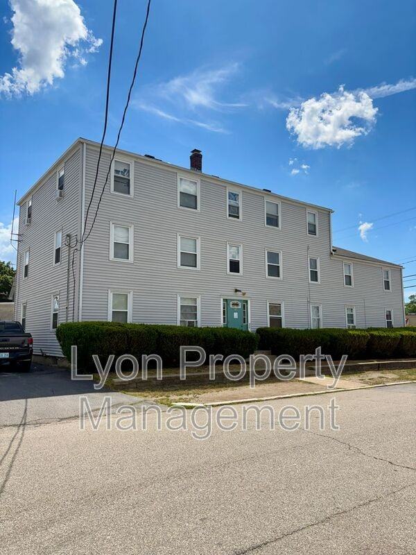 5 Norris Ave #6 - Photo 2 of 12