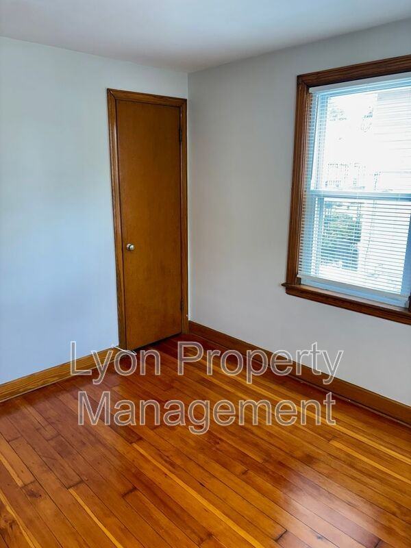 5 Norris Ave #6 - Photo 5 of 12