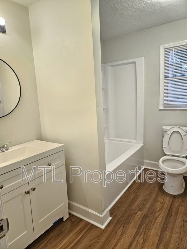1445 Pine Spring St - Photo 7 of 7